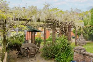 Photo 14- click for photo gallery